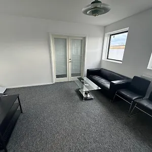 https://apt-airport.copenhagenhotelselect.com