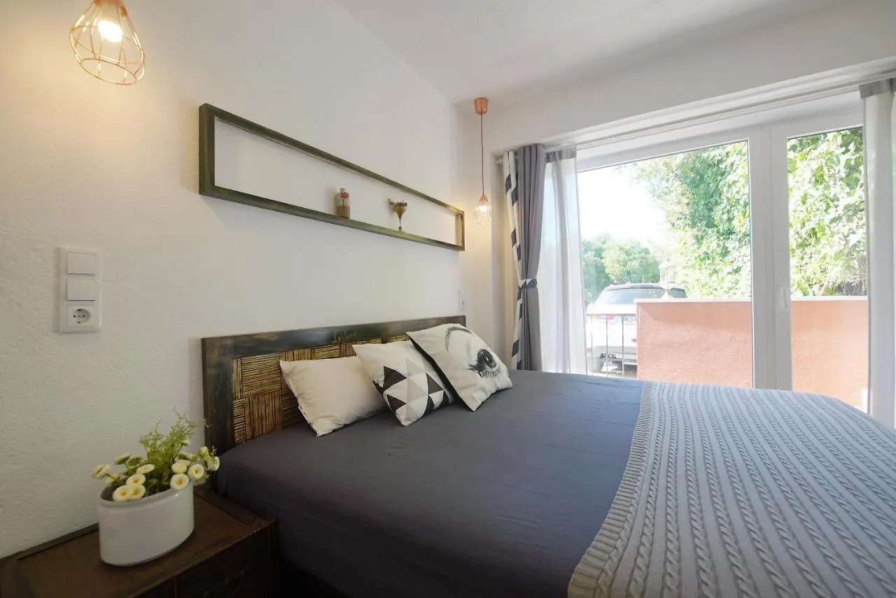 Lei Home Cascais 0*,